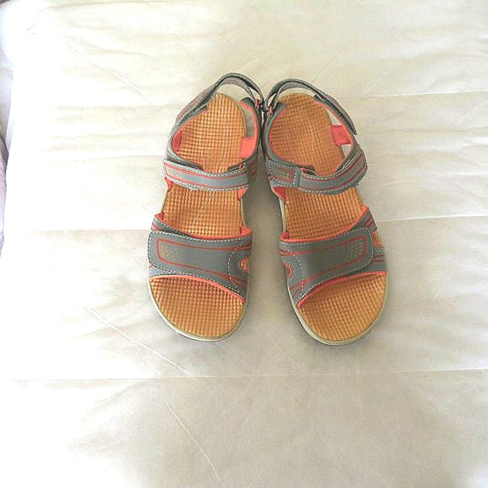 Easy Spirit Explore 24 Hiking Sandals Size 10